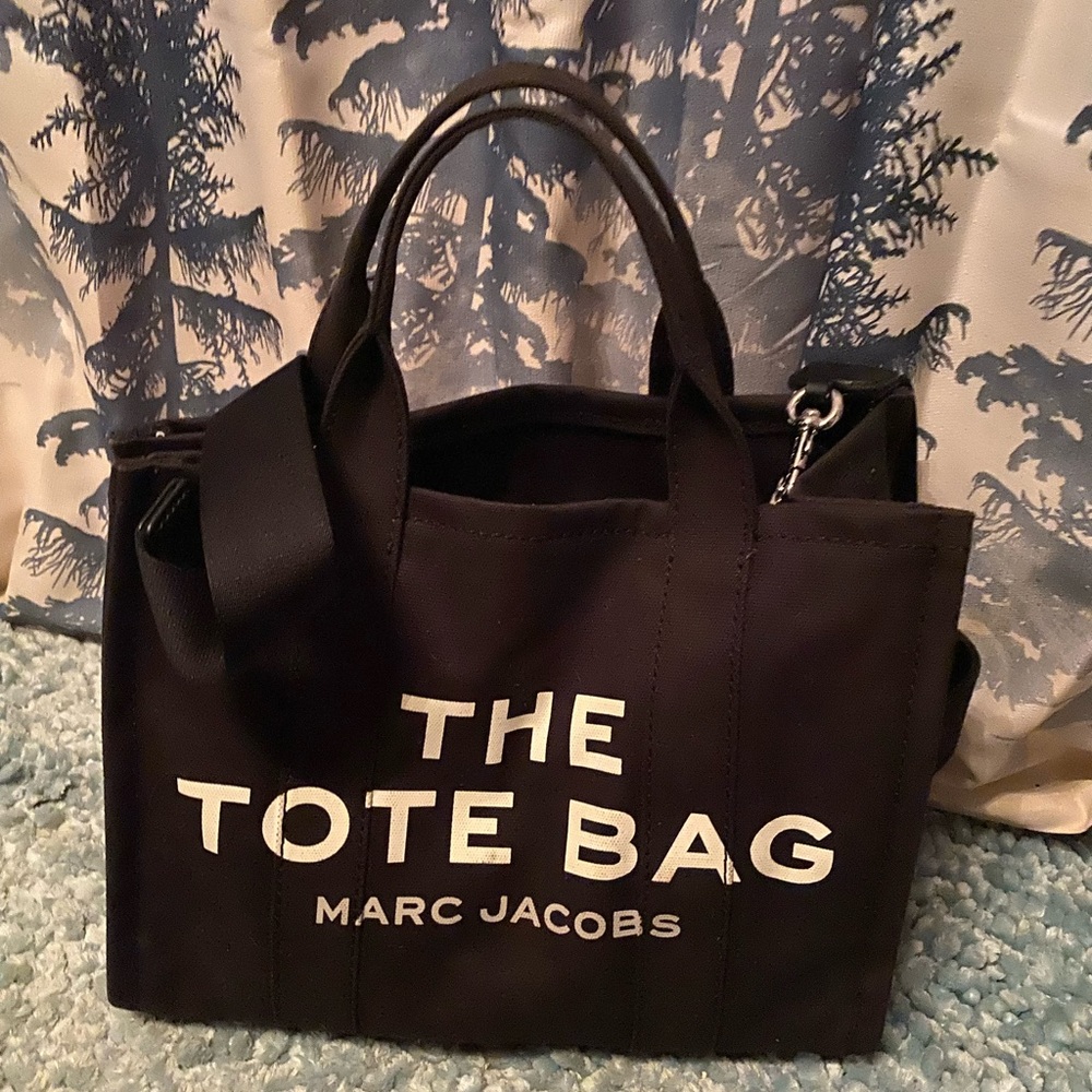 Marc Jacobs The tote bag